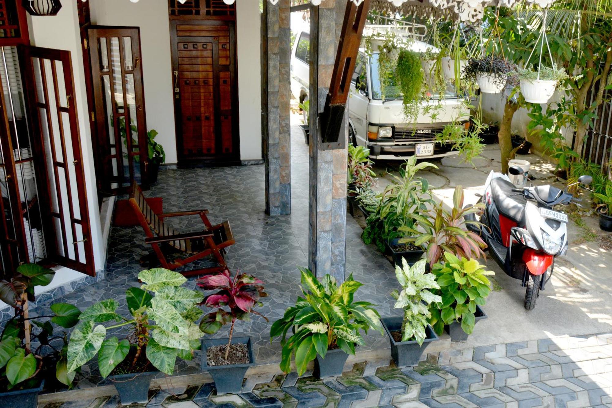 Sumimal Resort Polhena Matara Luaran gambar