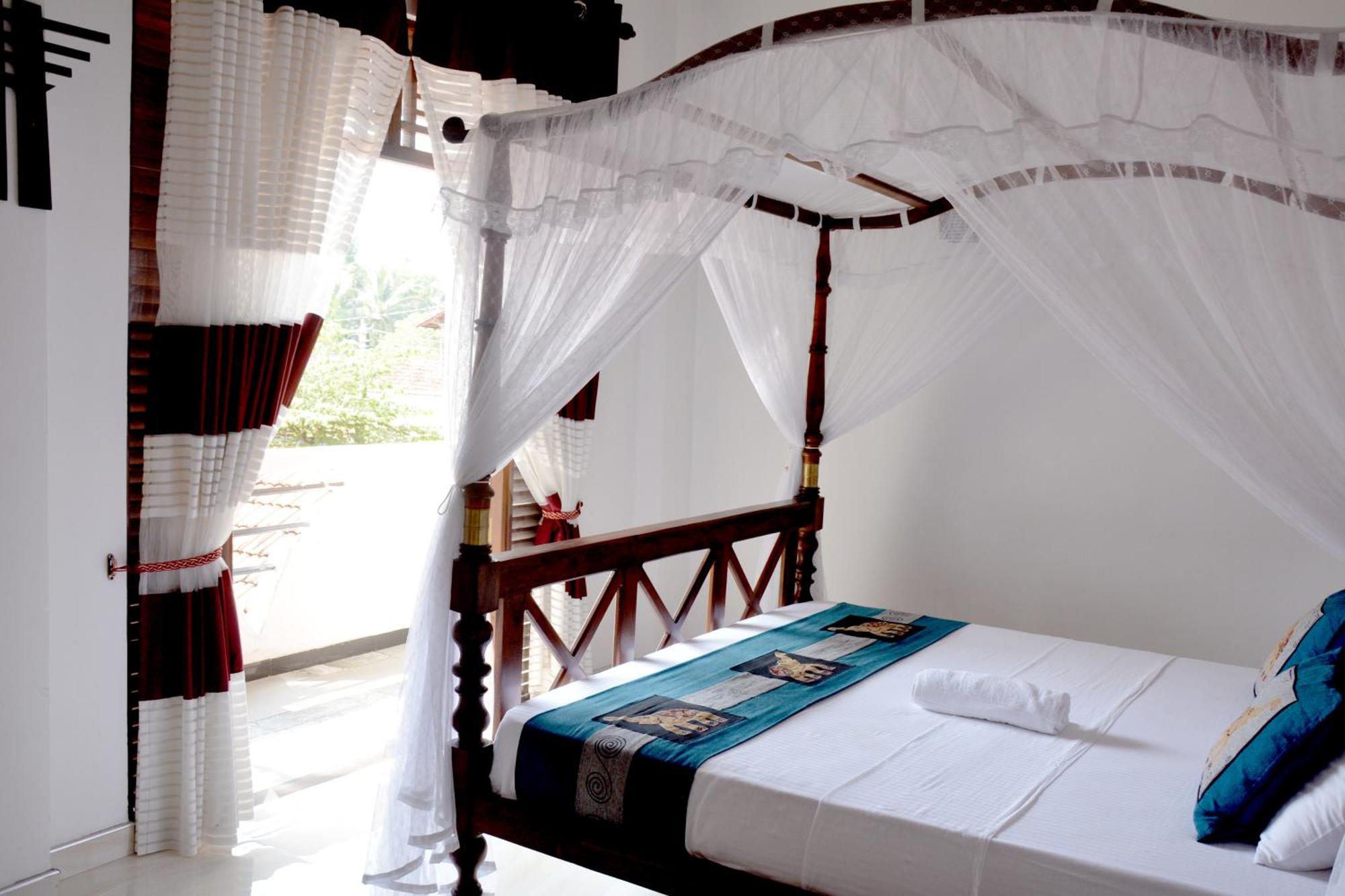 Sumimal Resort Polhena Matara Luaran gambar