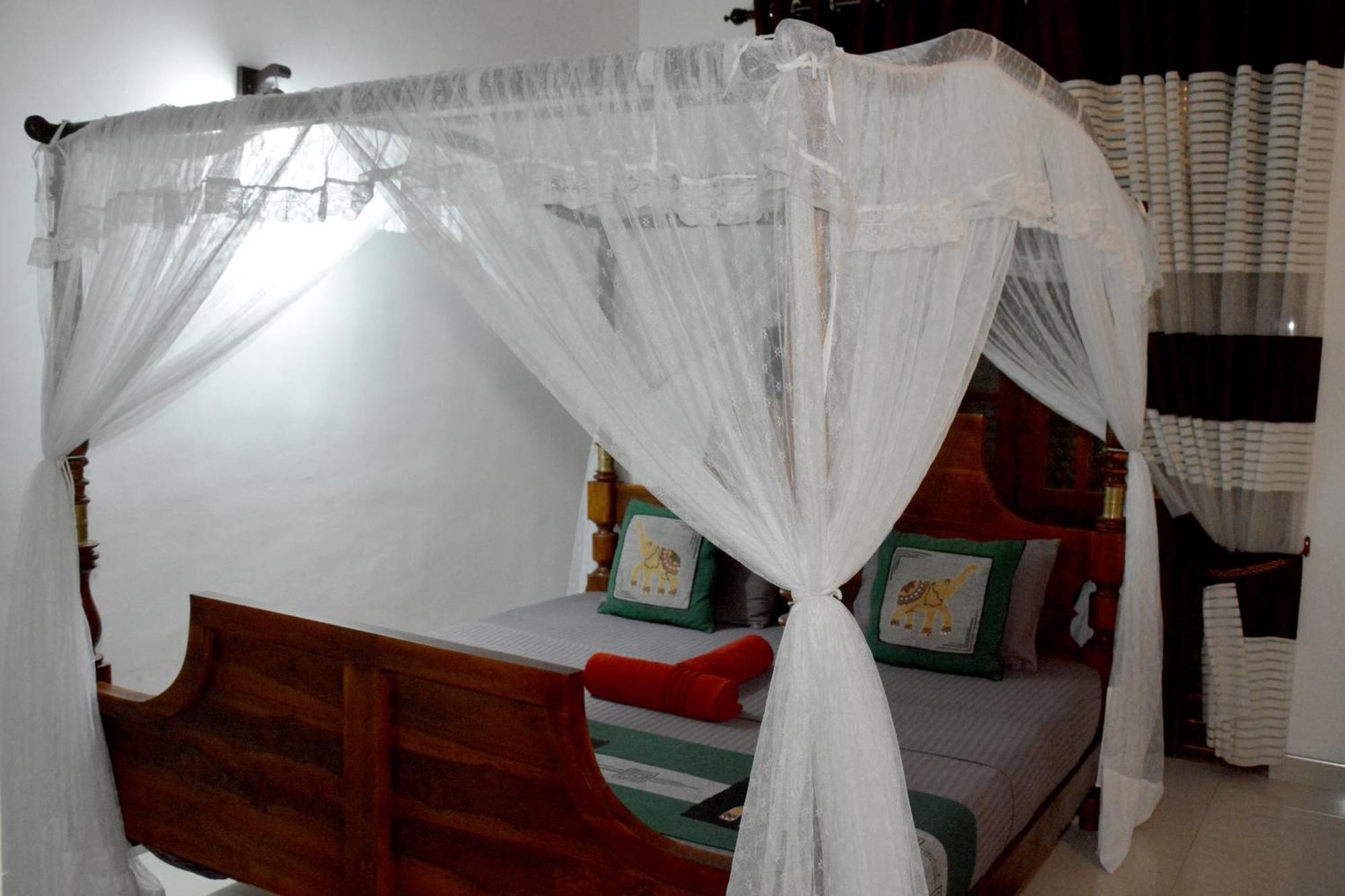 Sumimal Resort Polhena Matara Luaran gambar