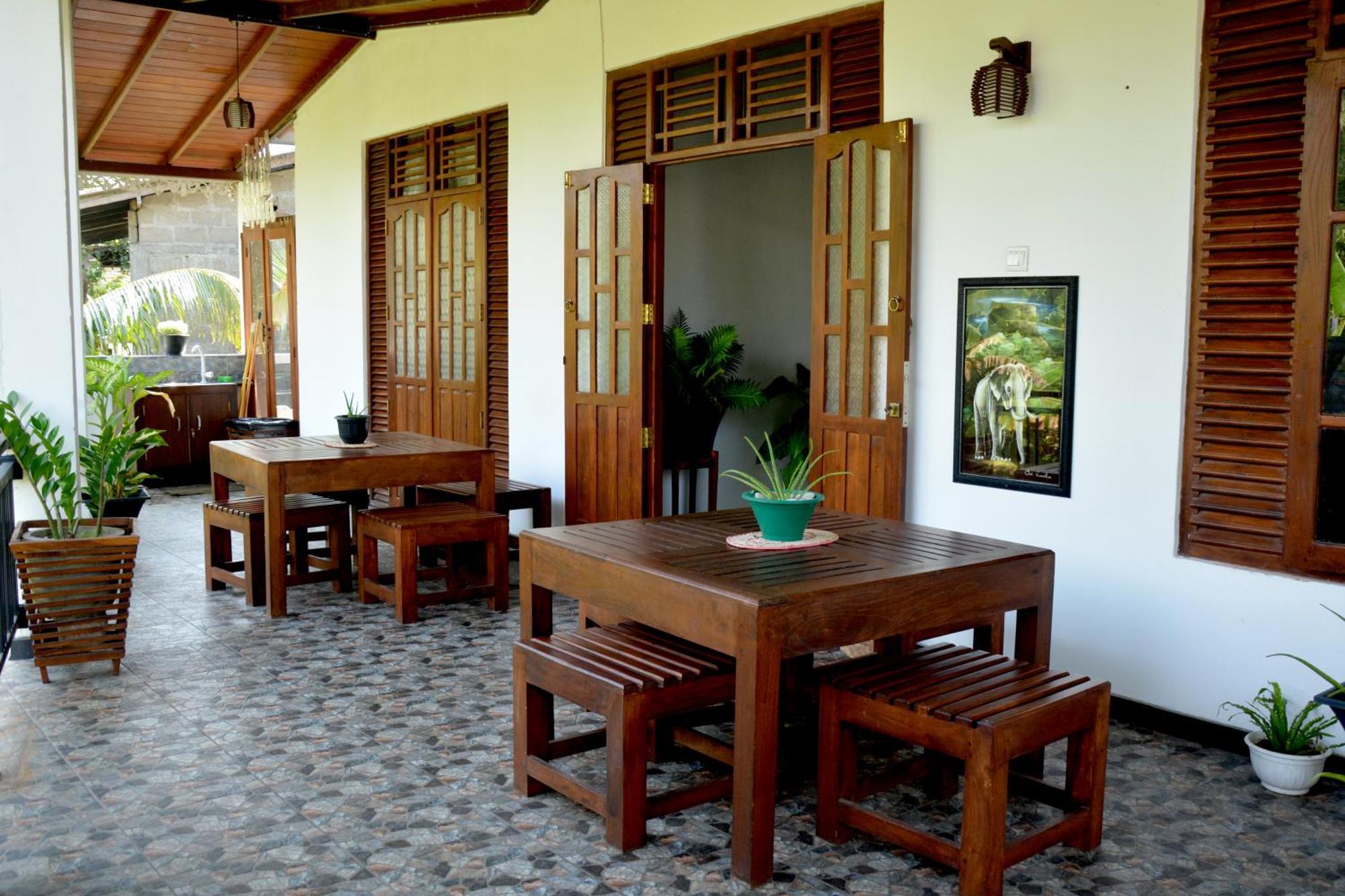 Sumimal Resort Polhena Matara Luaran gambar