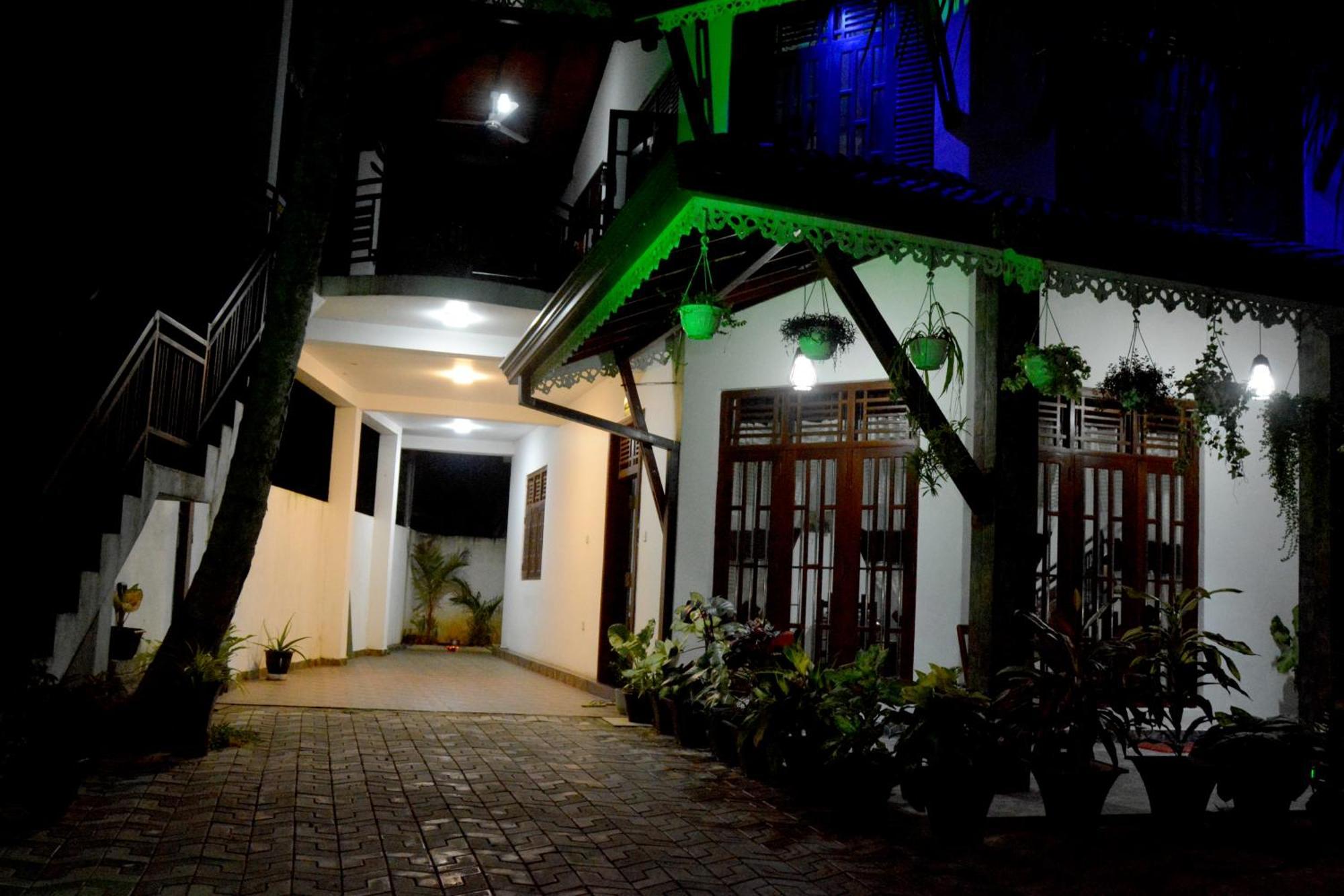 Sumimal Resort Polhena Matara Luaran gambar